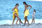 Olivia Culpo Shanina Shaik