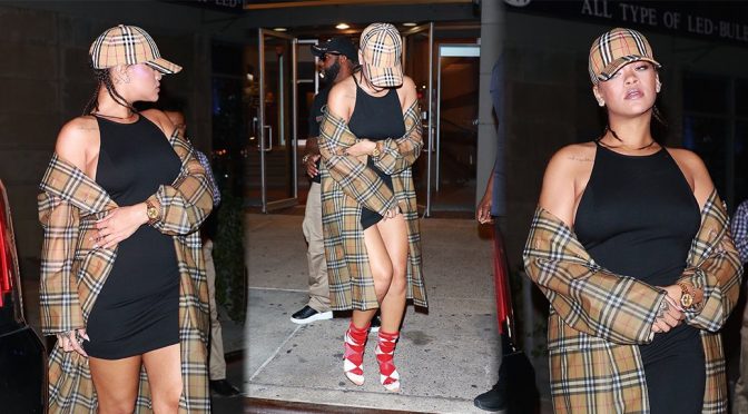 Rihanna – Leggy Candids in New York