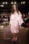 Alessandra Ambrosio ()