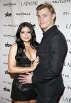 Ariel Winter ()