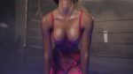 Alexis Ren