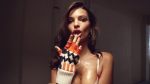 Emily Ratajkowski
