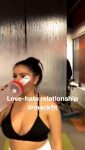 Ariel Winter ()