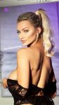Lindsey Pelas
