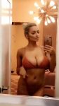 Lindsey Pelas