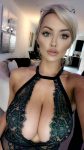 Lindsey Pelas