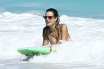 Alessandra Ambrosio ()