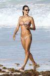 Alessandra Ambrosio ()
