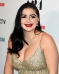Ariel Winter Sexy Cleavage