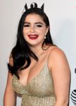 Ariel Winter Sexy Cleavage