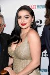 Ariel Winter Sexy Cleavage