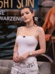 Bella Thorne Sexy Body On Despierta America