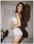 Emily Ratajkowski Nude