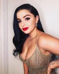 Ariel Winter Boobs