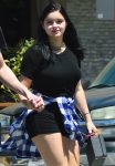 Ariel Winter Busty Braless