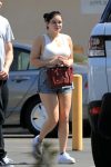 Ariel Winter Leggy Busty