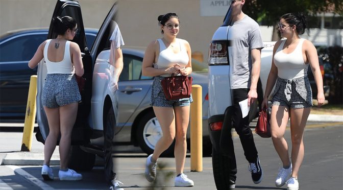 Ariel Winter – Candids in Los Angeles