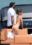 Bella Hadid Sexy Body