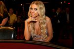 Carmen Electra Sexy Cleavage