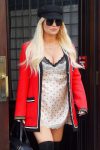 Jessica Simpson Busty