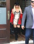 Jessica Simpson Busty