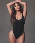 Kim Kardashian Sexy Swimsuit