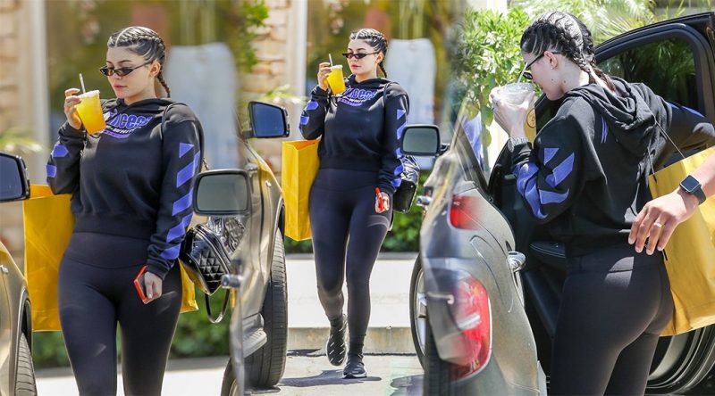 Kylie Jenner – Candids in Calabasas