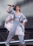 Charli Xcx Boobs
