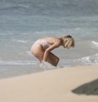 Hailey Baldwin Sexy Body