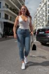 Iskra Lawrence Sexy