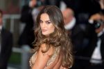 Izabel Goulart Sexy