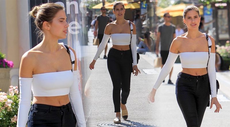 Kara Del Toro – Candids in Los Angeles