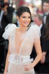 Kendall Jenner Braless Boobs
