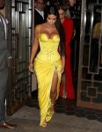 Kim Kardashian Sexy Body