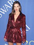 Alessandra Ambrosio Sexy Legs
