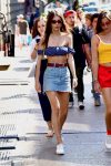 Emily Ratajkowski Sexy Legs