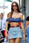Emily Ratajkowski Sexy Legs