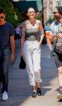 Gigi Hadid Braless Boobs