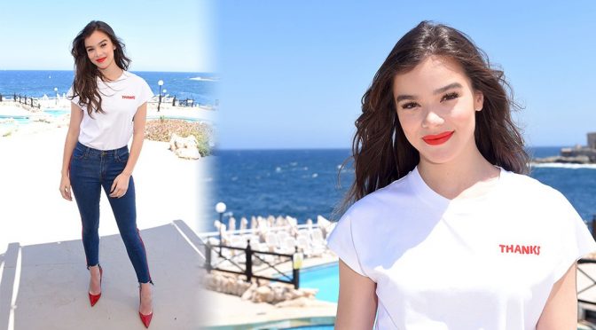 Hailee Steinfeld – Isle of MTV Press Conference in Malta