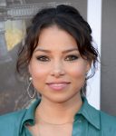 Jessica Parker Kennedy