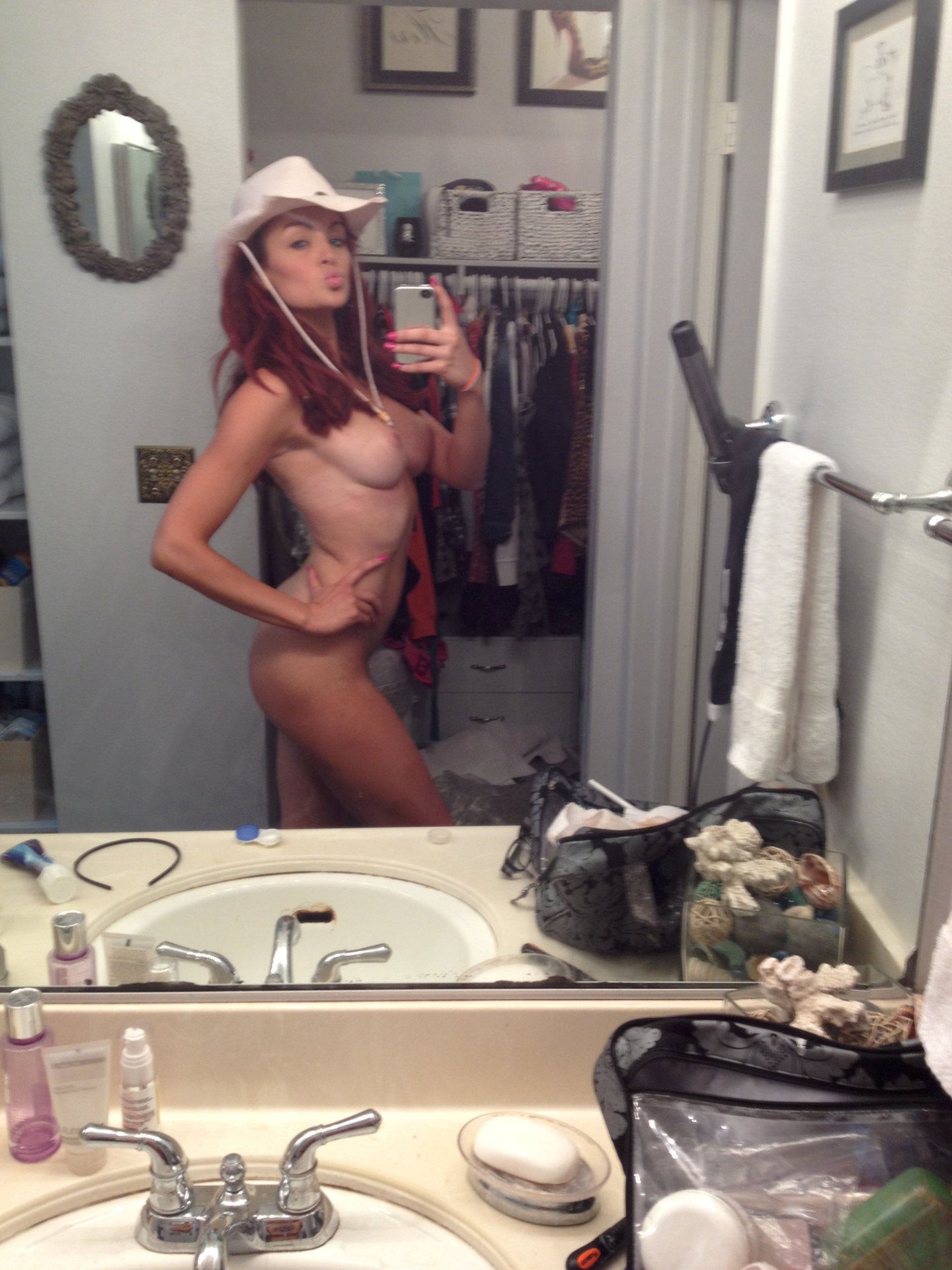 Maria Kanellis - Personal Naked Leaked Pictures (NSFW). 