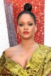 Rihanna Sexy Cleavage ()