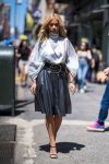 Rita Ora Sexy Legs