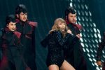 Taylor Swift Sexy