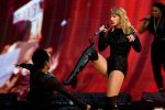 Taylor Swift Sexy