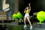 Charli Xcx Sexy Legs And Braless Boobs