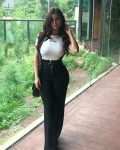 Demi Rose Mawby Braless Boobs Pokies