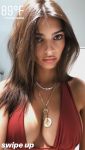 Emily Ratajkowski Boobs
