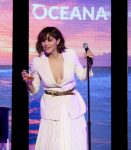 Katharine Mcphee Sexy Braless Cleavage