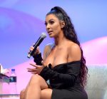 Kim Kardashian Big Cleavage
